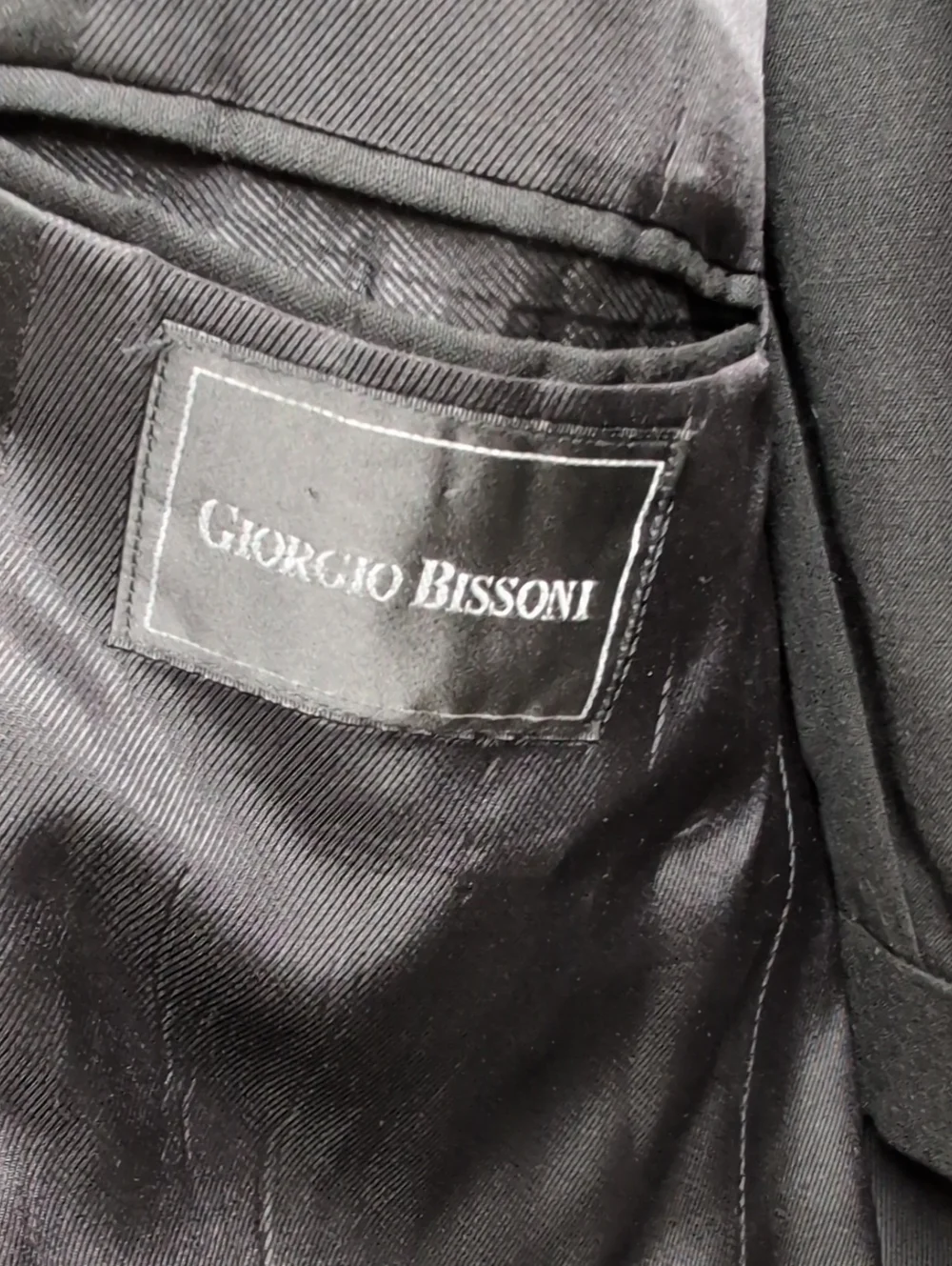 Giorgio Bissoni Black Men's Tuxedo ( 44R x 40x 29)